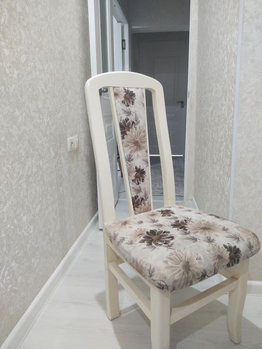 Продаются стулья в очень хорошем состоянии