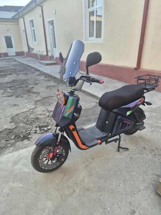 Электроскутер DEMANSH