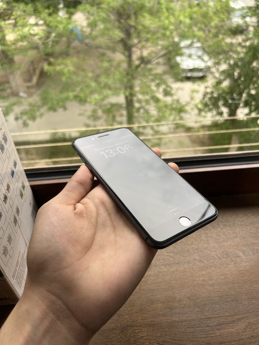 Iphone 8 plus sotiladi