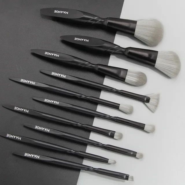 Set de 15 pensule profesionale pentru make-up