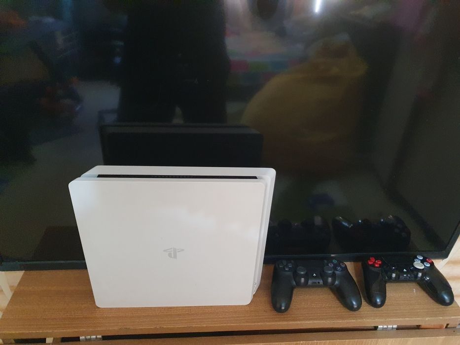 Sony playstation 4 slim срочно