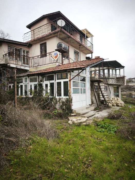 Къща за бизнес съвместн дейност