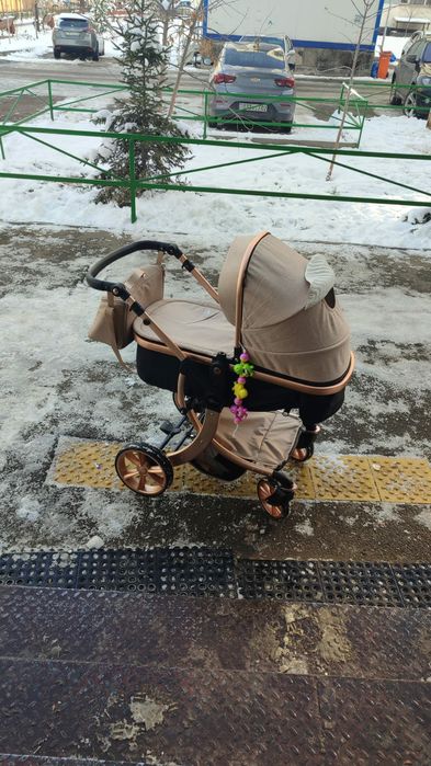 Продаю  Коляску.
