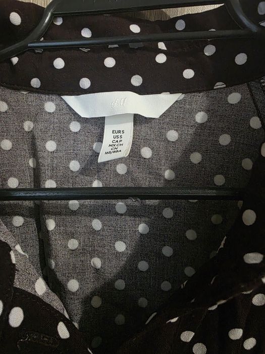 Продавам 2 рокли на H&M