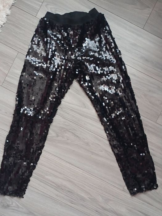 pantaloni  cu paiete