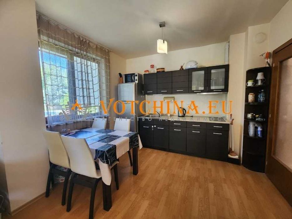 Продава се Тристаен апартамент в Бяла - 86 кв.м за 905 €/кв.м - Снимка #2