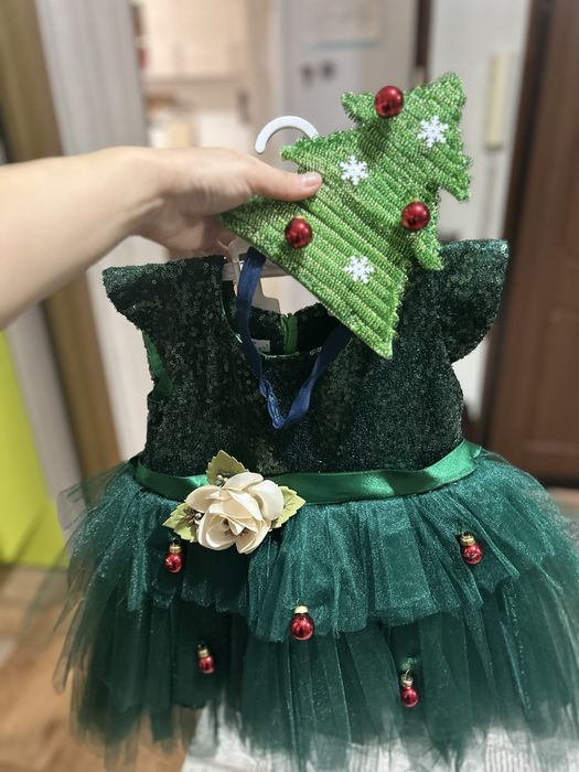 Продам новогодний костюм елочка