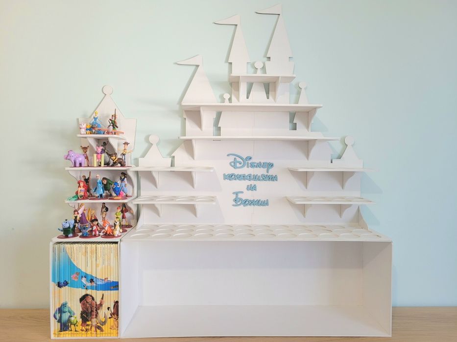 Етажерка Disney Замък за Магически Аудио Приказки – книги и фигурки.