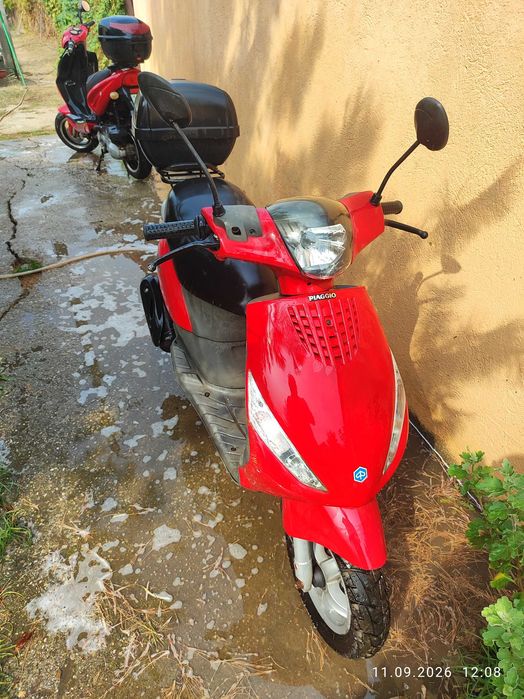 Scooter Piaggio Zip 49ccm
