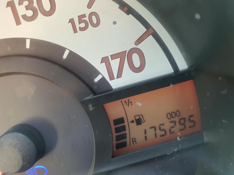 Vând Toyota Aygo 2010 - 1.0 Benzină - Unic Proprietar