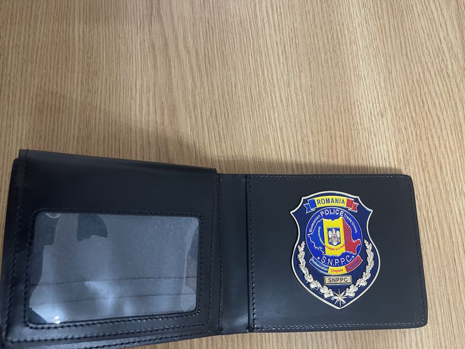 Portofel politie cu insigna