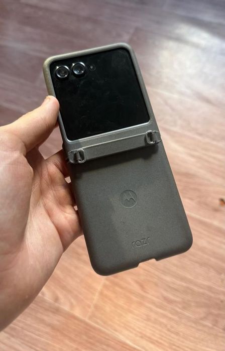 Motorolla Razer 50