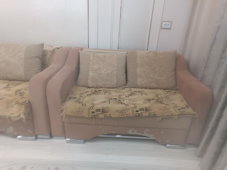 Продам комплект диванов "3,2,1"