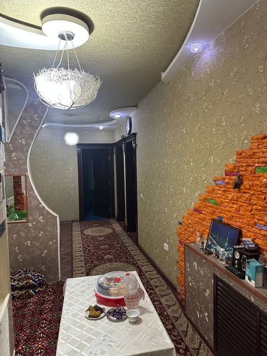 Урганчда 4 хонали квартира сотилади