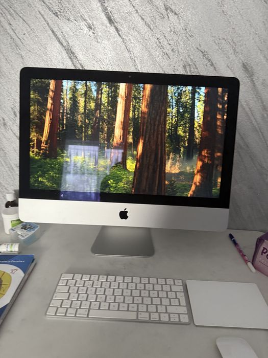 iMac Retina 4K 21.5 2019  i5  memorie 1TB  Stare excelentă