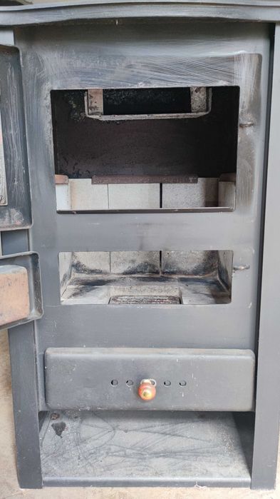 Камина "Прити - К22СР" с чугунен плот