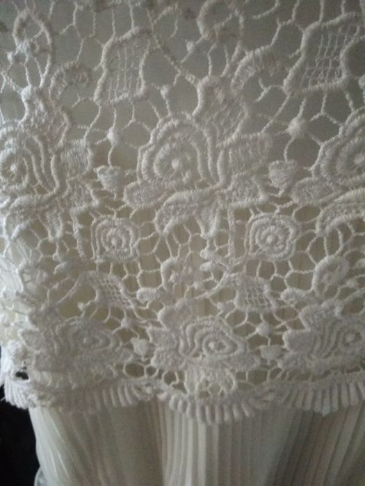 Продам очень красивое платье на девочку