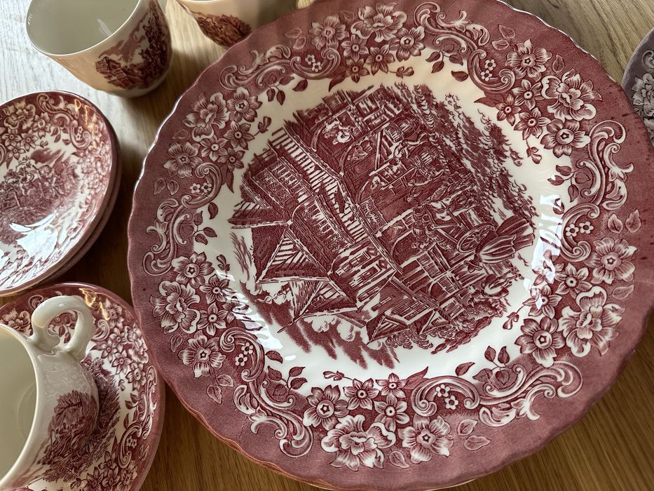 Част от сервиз, англисйки порцелан без маркировка