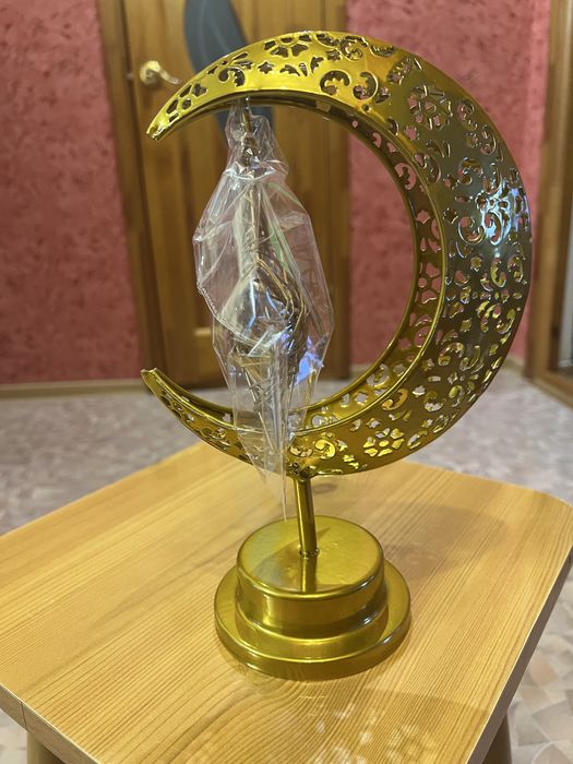 Продам настольный сетильник