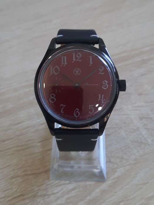 Эксклюзивные часы Молния