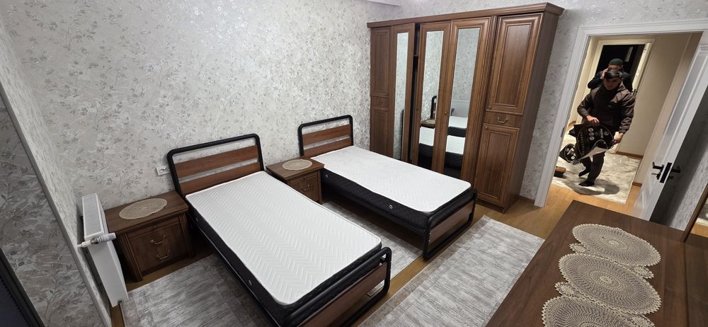 Металлические.  Односпальные двуспальная кровать