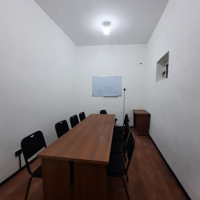 Ofis, call sentr, oʻquv markazi uchun xonalar beriladi. Beruniy metro