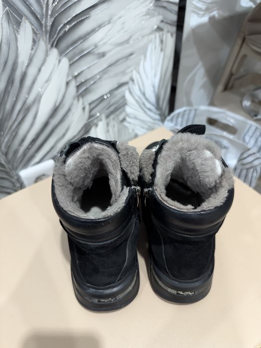 Продам ботинки зима