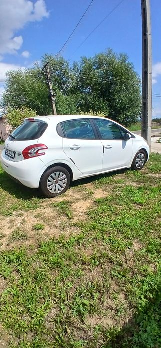 peugeot 208 1.6HDI