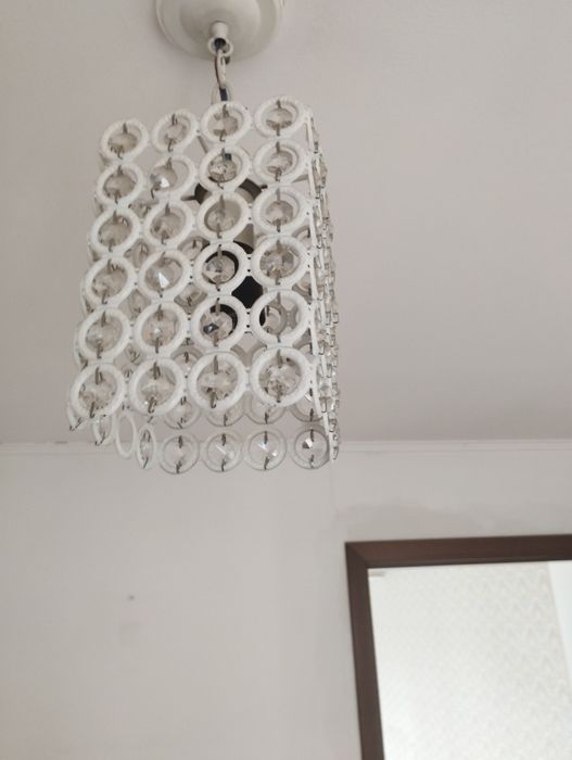Продам люстры разные размеры и цены