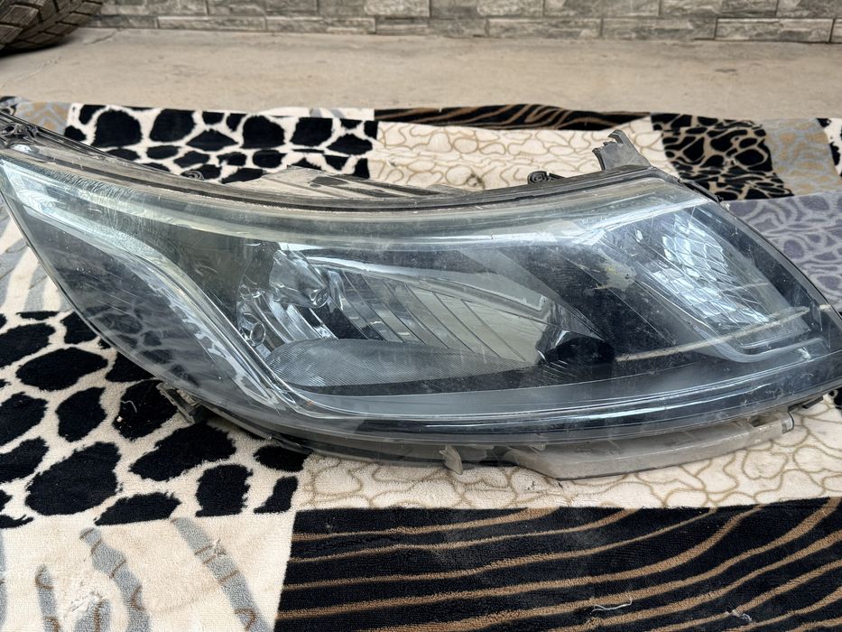 Правая Фара Kia Rio