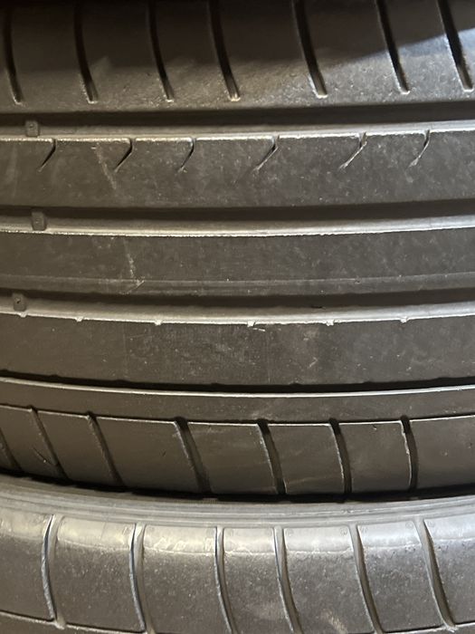 Set anvelope 255/40R21-Dunlop