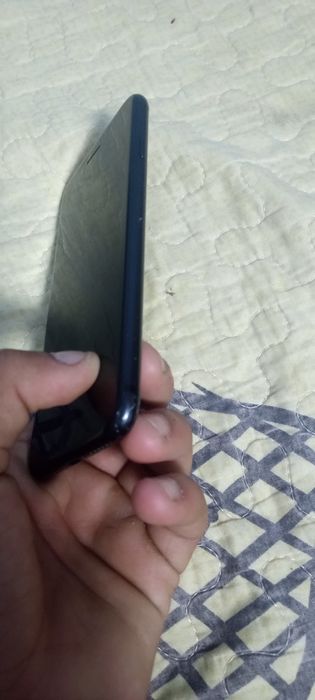 iPhone 7  ........