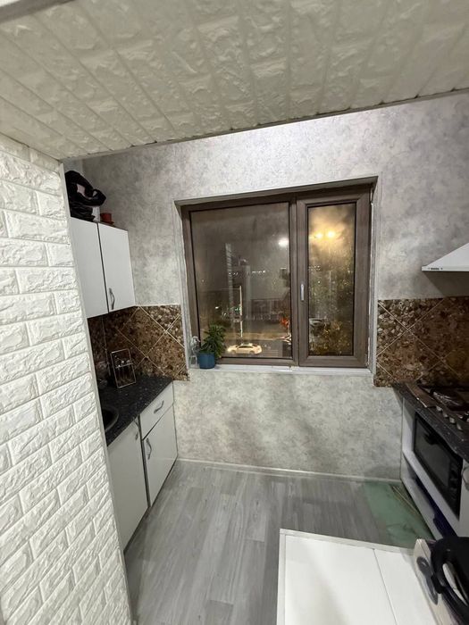 Квартира на Шота Руставели 1/4/5 общ пл 30м, с обстановкой