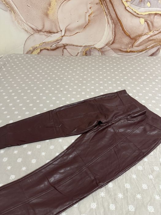 Pantaloni de piele marks&spencer