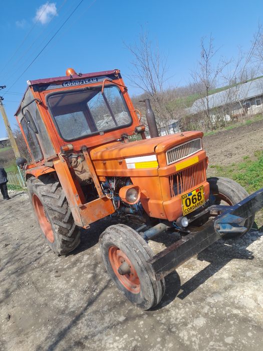 Tractor fiat 445