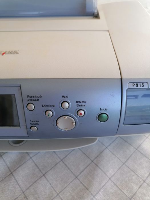 Vând imprimanta Lexmark P915 color