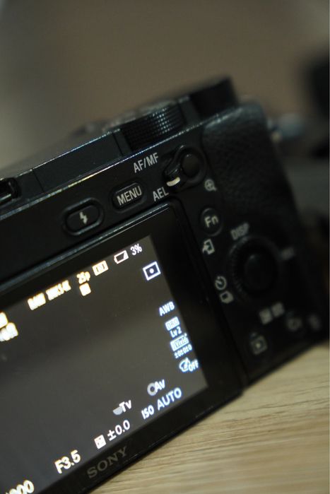 Продам или обменяю sony a6300 + стабилизатор в подарок