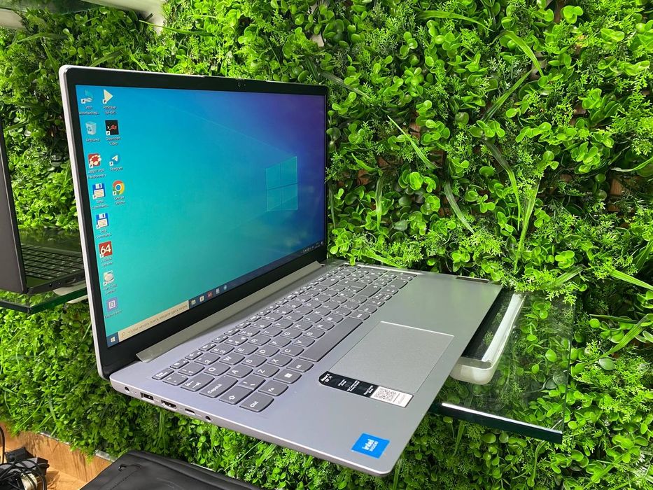 4kun ishlagan Lenovo office seleron N4500 8/256 Nvme SSD holati ideal