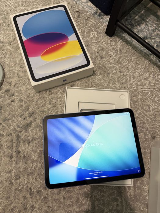 Планшет Apple iPad A16 11