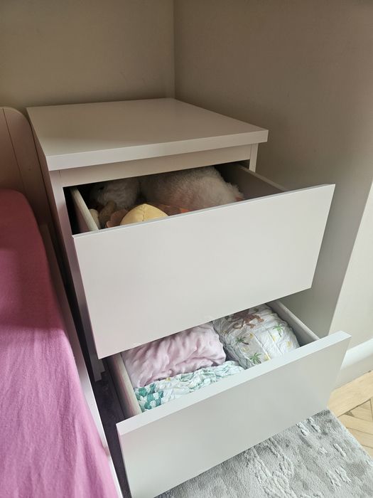 Noptieră / Comodă albă cu 2 sertare - Stare foarte bună