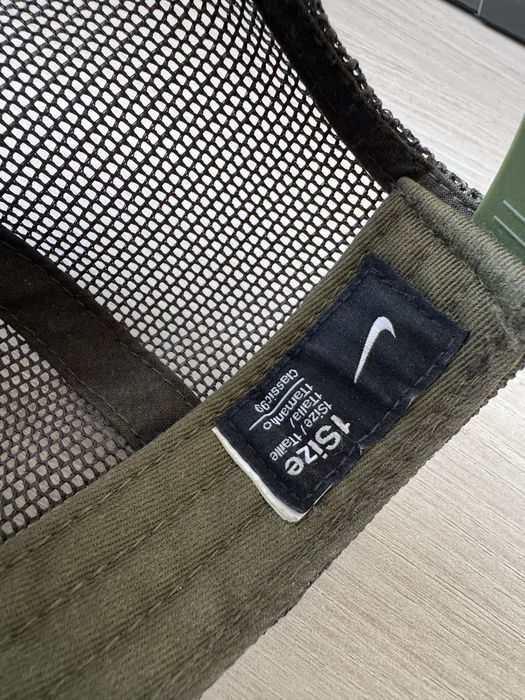 Шапки с козирка