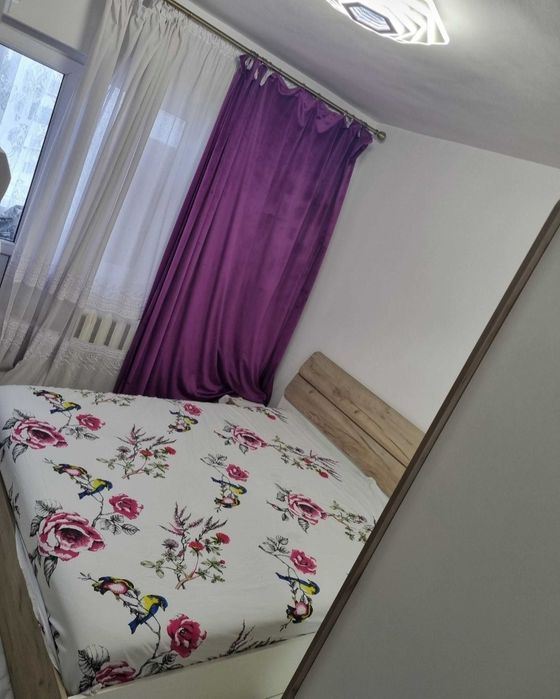 Vand apartament de 3 camere lângă hotel Central