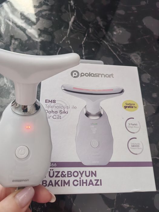 Продаётся микротоковый массажёр для лица и шеи Polosmart