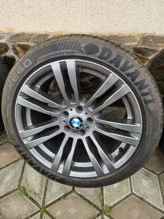 Roti de bmw x5 5x120 20 cu cauciucuri bune