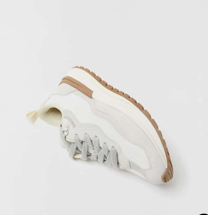 Женские Кожаные кроссовки