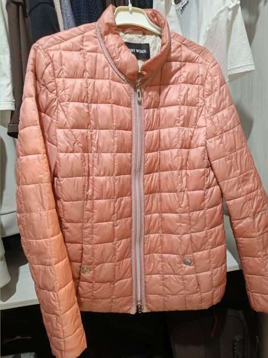 Куртка и кожаный пиджак