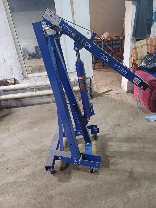 Стенд и подъёмник для двигателя