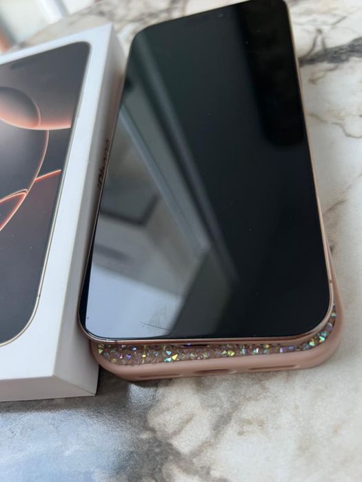 Продам iPhone 16 pro max 256