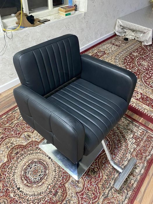 Кресло черный 65х60 см