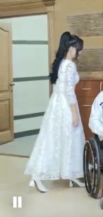 Женские Белые платье нарядное